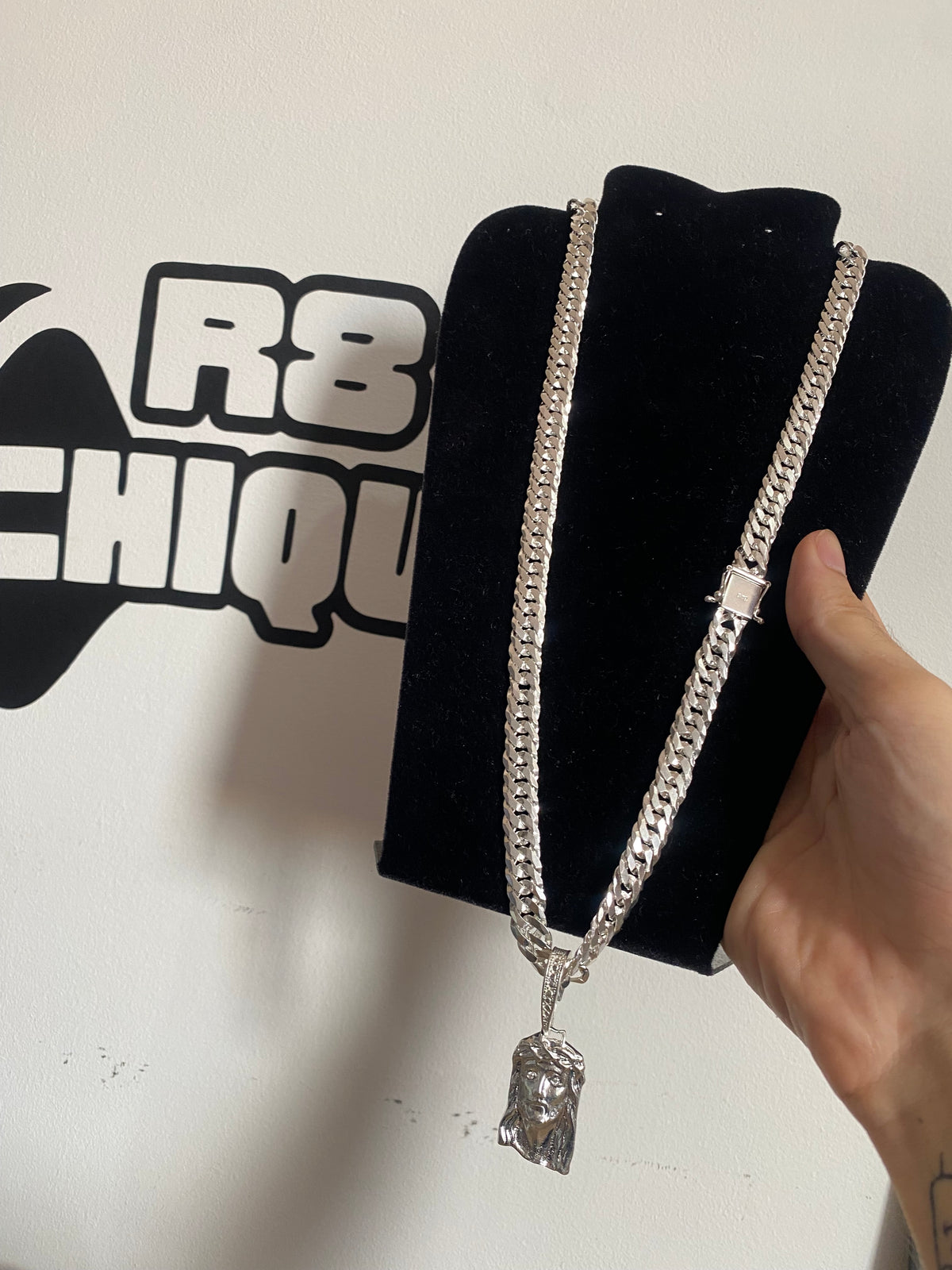 Corrente + Pingente | 13MM / 70CM (PODE ESCOLHER O PINGENTE)