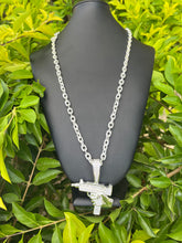 Corrente + Pingente - 8MM / Cartie (PODE ESCOLHER PINGENTE MANDA MENSAGEM)