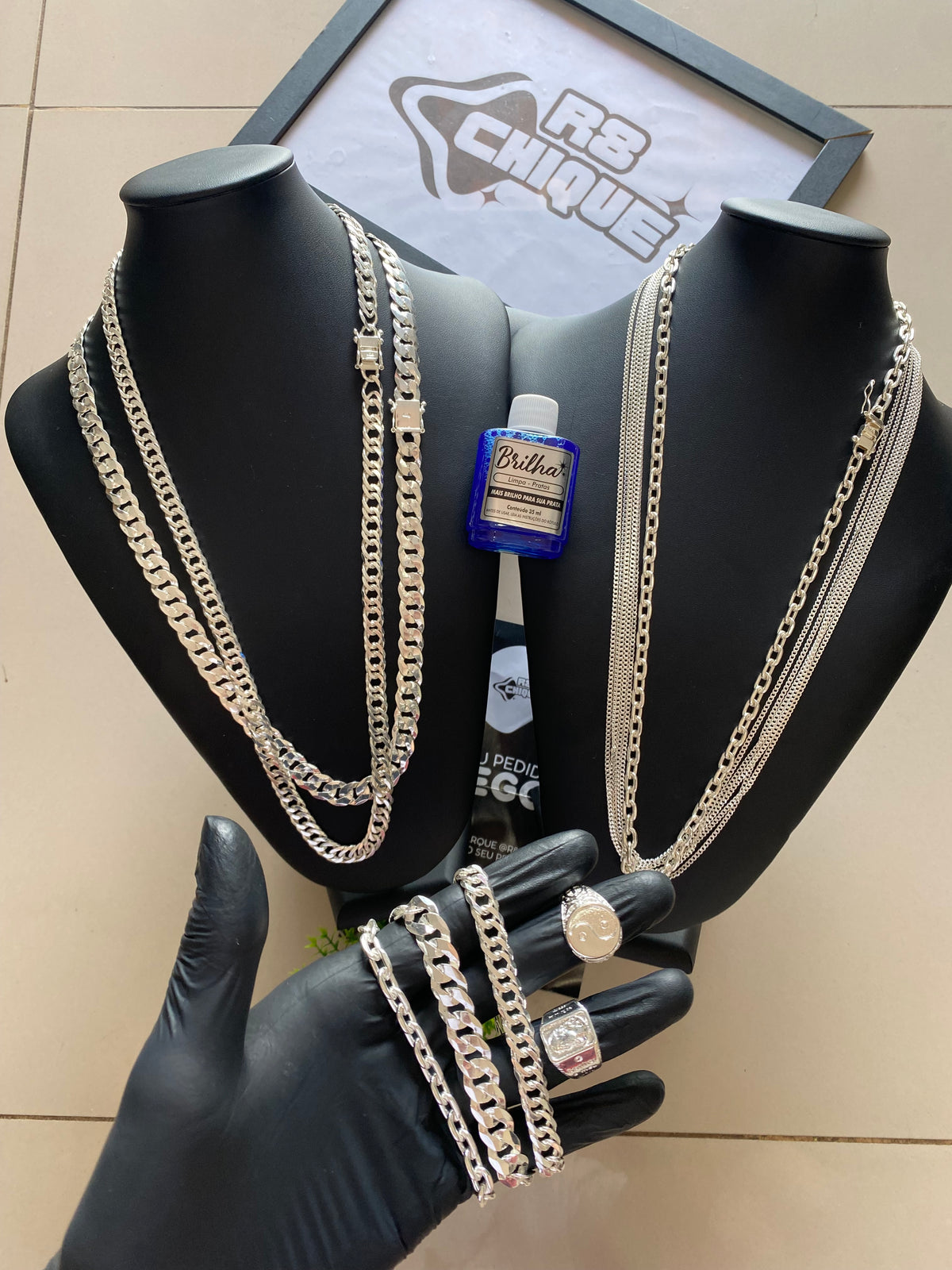 8 Correntes / 3 Pulseiras + Limpa Pratas + 2 Dederias (Brinde) / 1 Conjunto 13MM Italina: 1x1/ 1 Conjunto 12MM: Eloduplo/ 1 Conjunto 8MM: Cartie/ 5 Correntes 3MM (Kit 127)