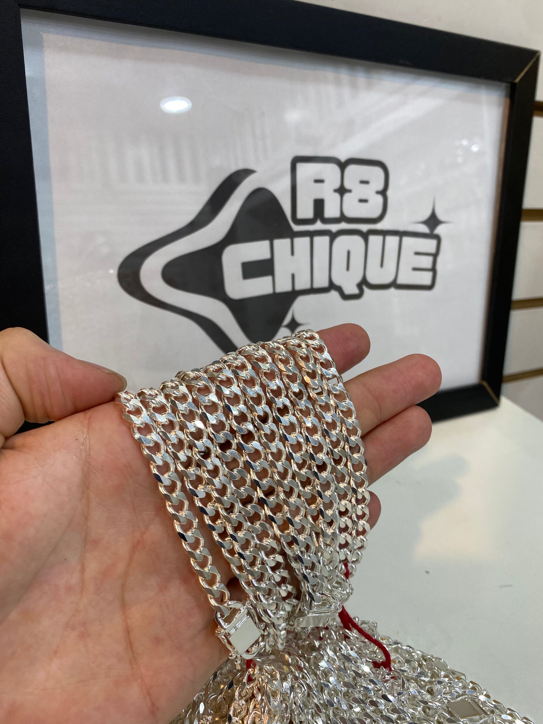 Kit Revenda | 10 Pulseiras 8MM - 1x1 (Kit 44)