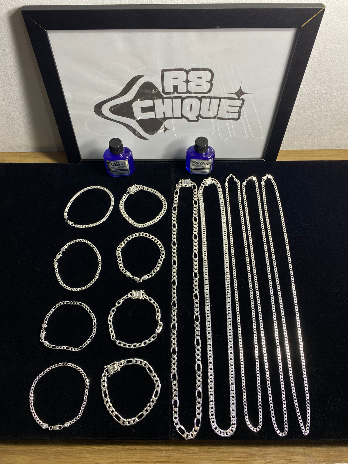 Kit Revenda | 2 Conjuntos 8MM - 3x1 e EloDuplo / 3 Corrente 3MM / 5 Pulseiras 5MM e 1 P Cartie / 2 Limpa Pratas (Brinde) (Kit 96)