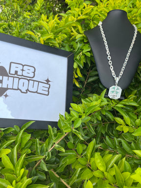 Corrente + Pingente - 12MM / Cartie (PODE ESCOLHER PINGENTE MANDA MENSAGEM)