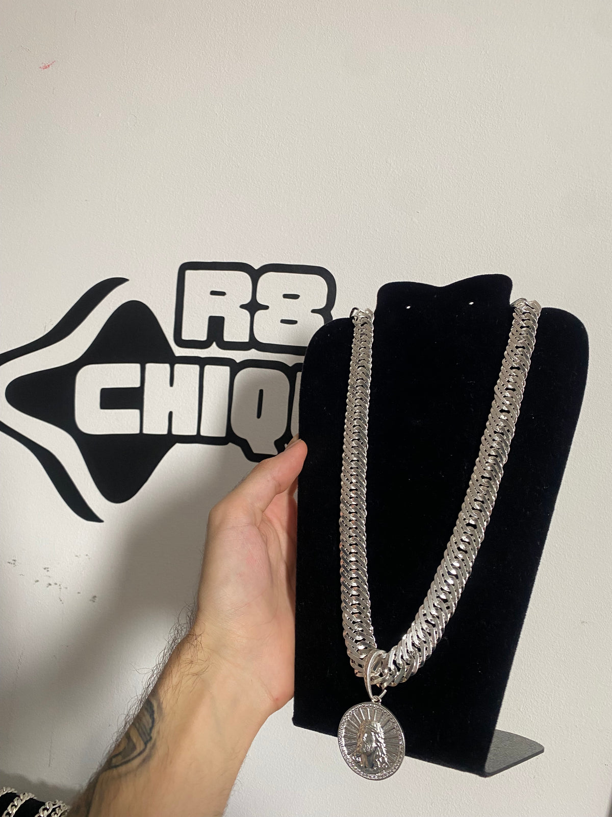 Corrente + Pingente | 17MM / 70CM (PODE ESCOLHER O PINGENTE)